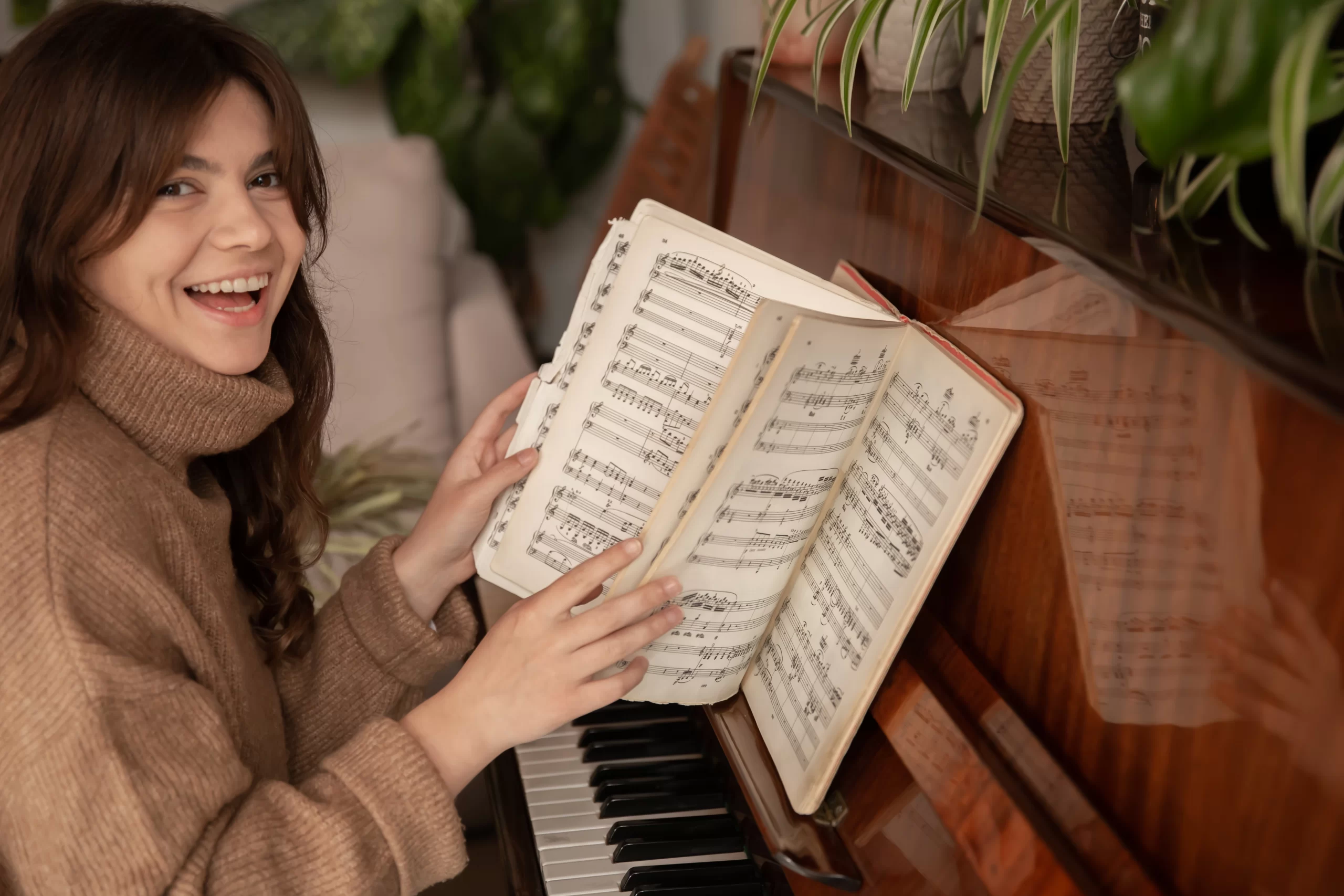 Top 10+ Cây Đàn Piano Giá Rẻ Cho Người Mới Học