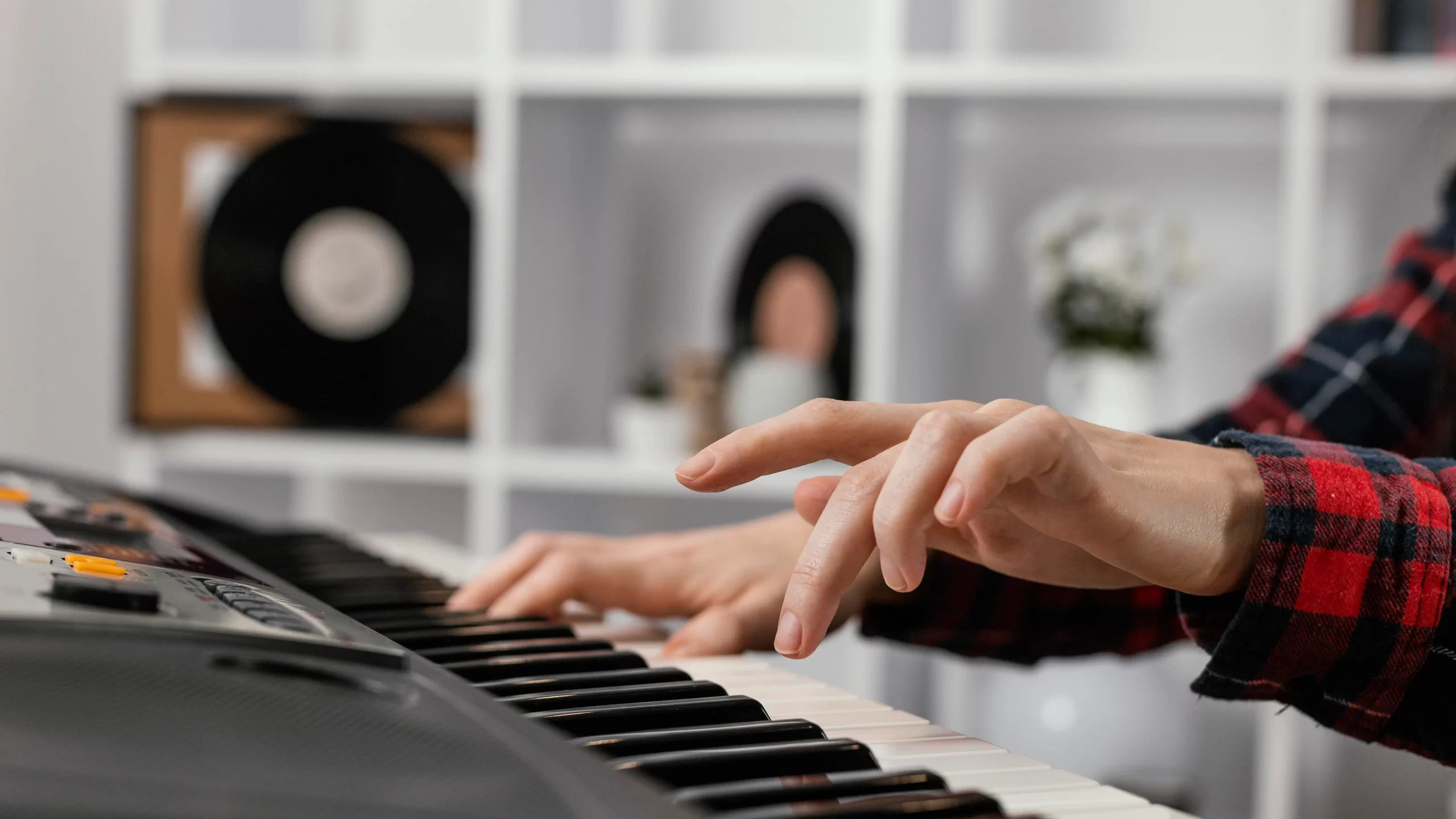 Top 10+ cây đàn piano giá rẻ cho người mới học